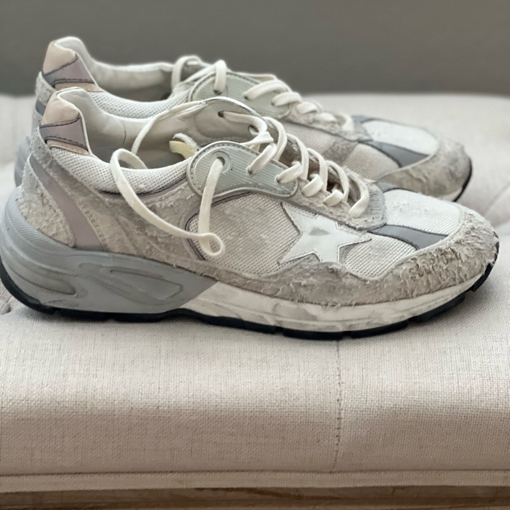 Men’s Golden Goose size 9 “Dad Star”
